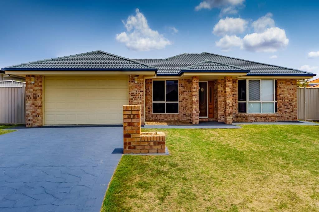 Executive And Family Home Large - Flinders View 24 입스위치 외부 사진